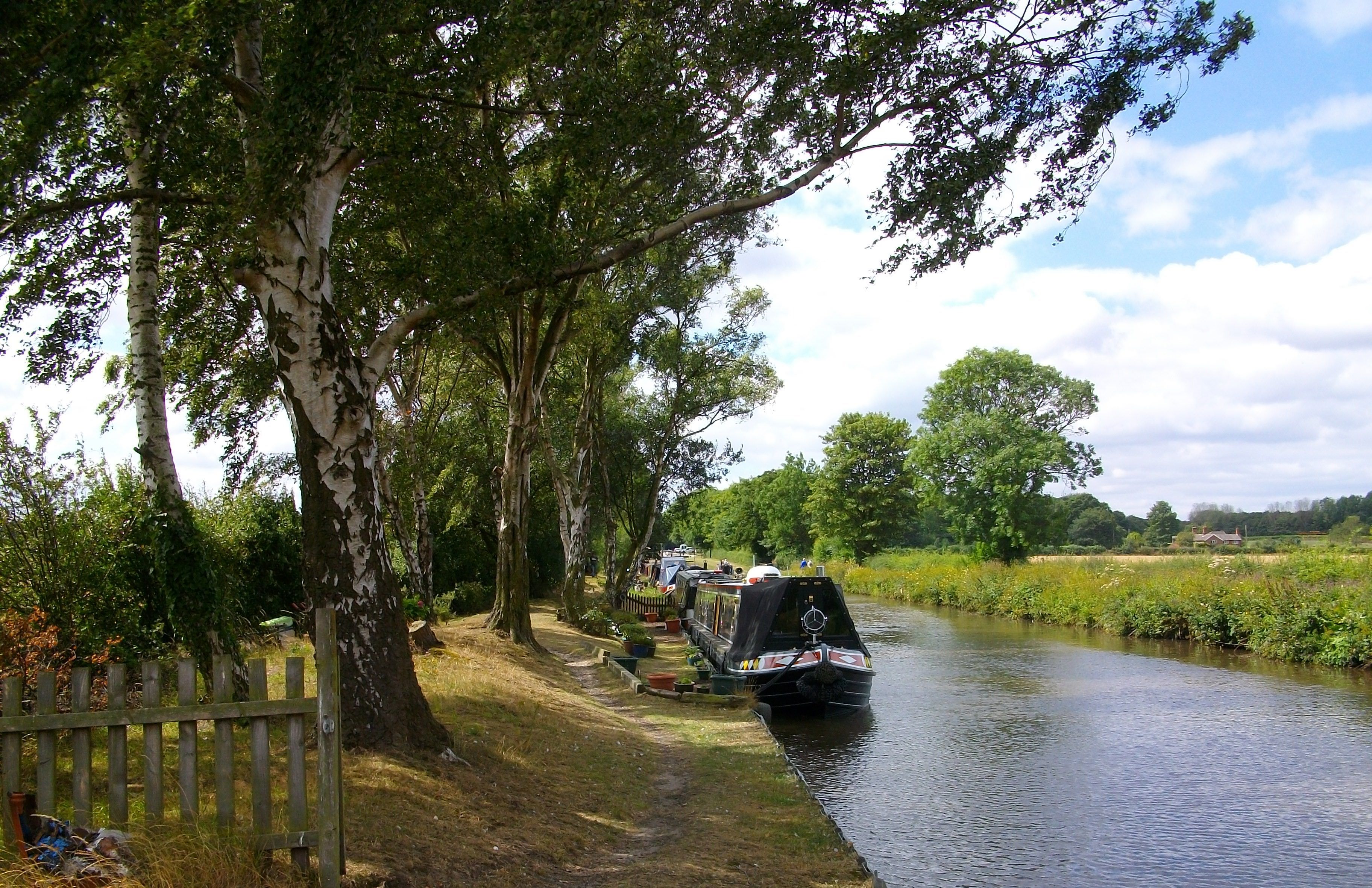 Hunts Lock L1 :: Waterside Moorings